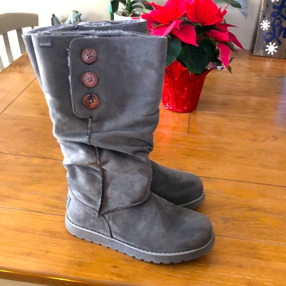skechers grey boots